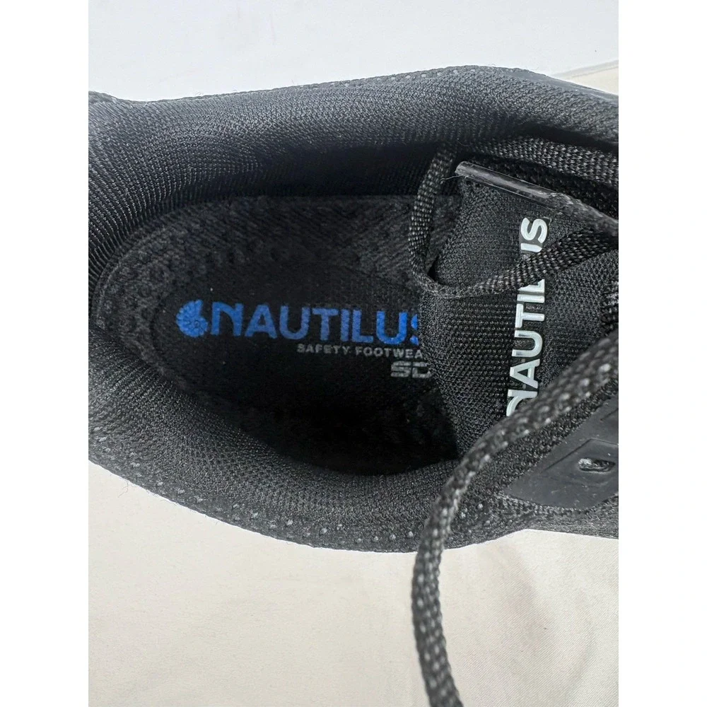 Nautilus Composite Toe ESD Oil/Slip resistant Work Shoe N5120. Men's 10.5